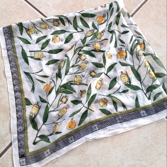 Gianni Versace Vintage 80's Profumi Chiffon Scarf Versace Perfume Logo Motif - Picture 2 of 13